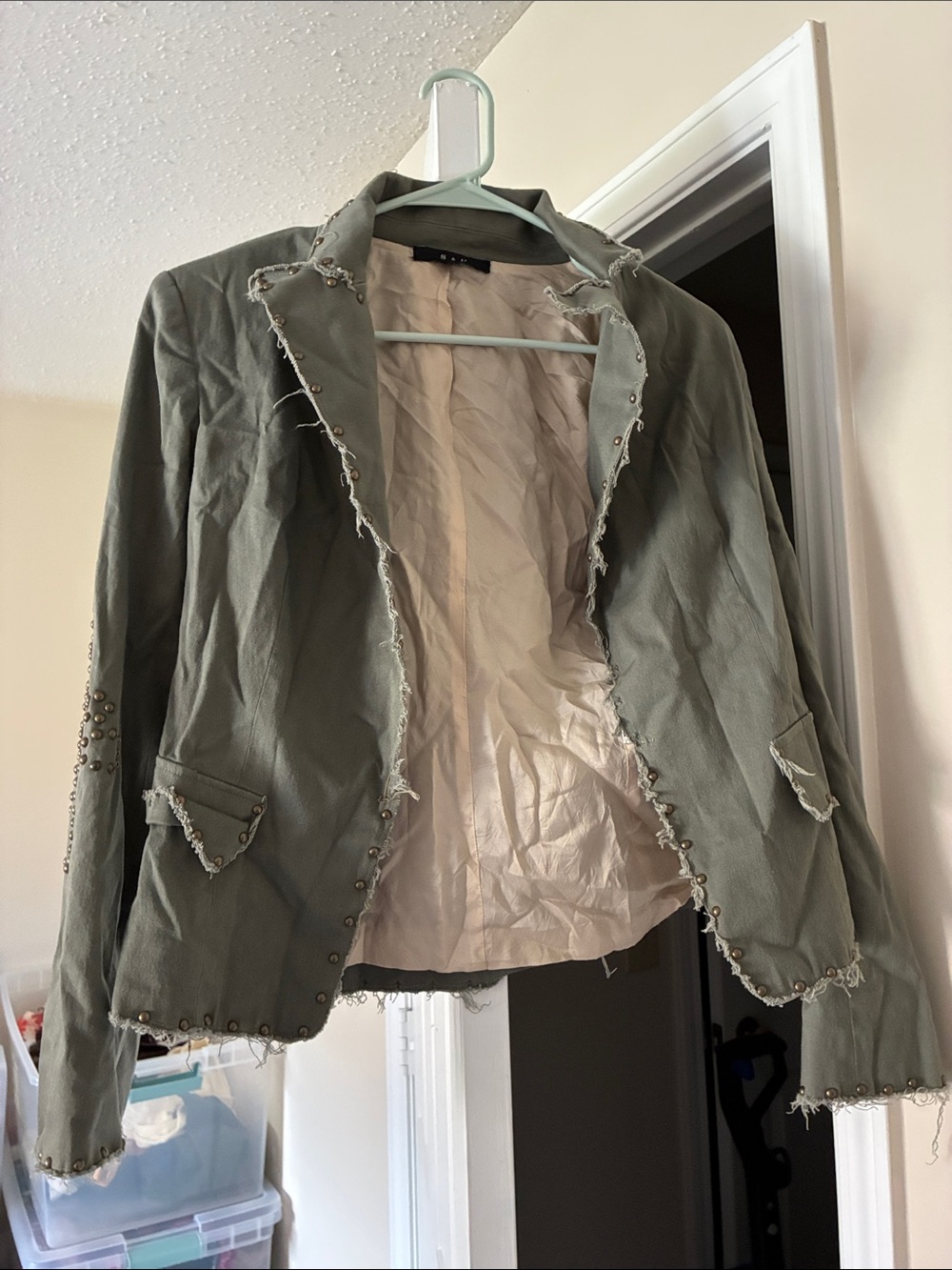 S&D Olive Green Distressed Stud-Trim Blazer